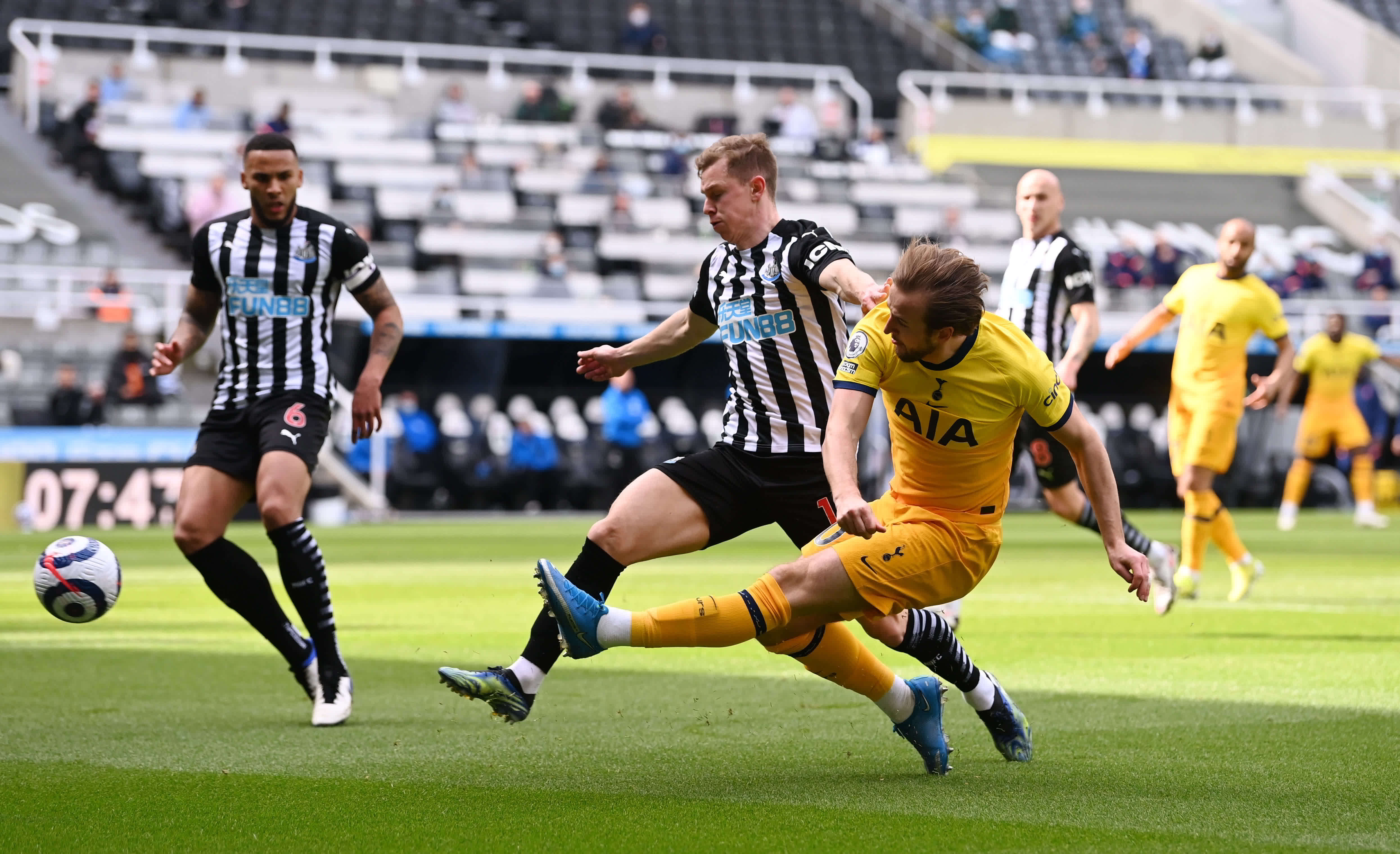 更多悬念 更多悬念