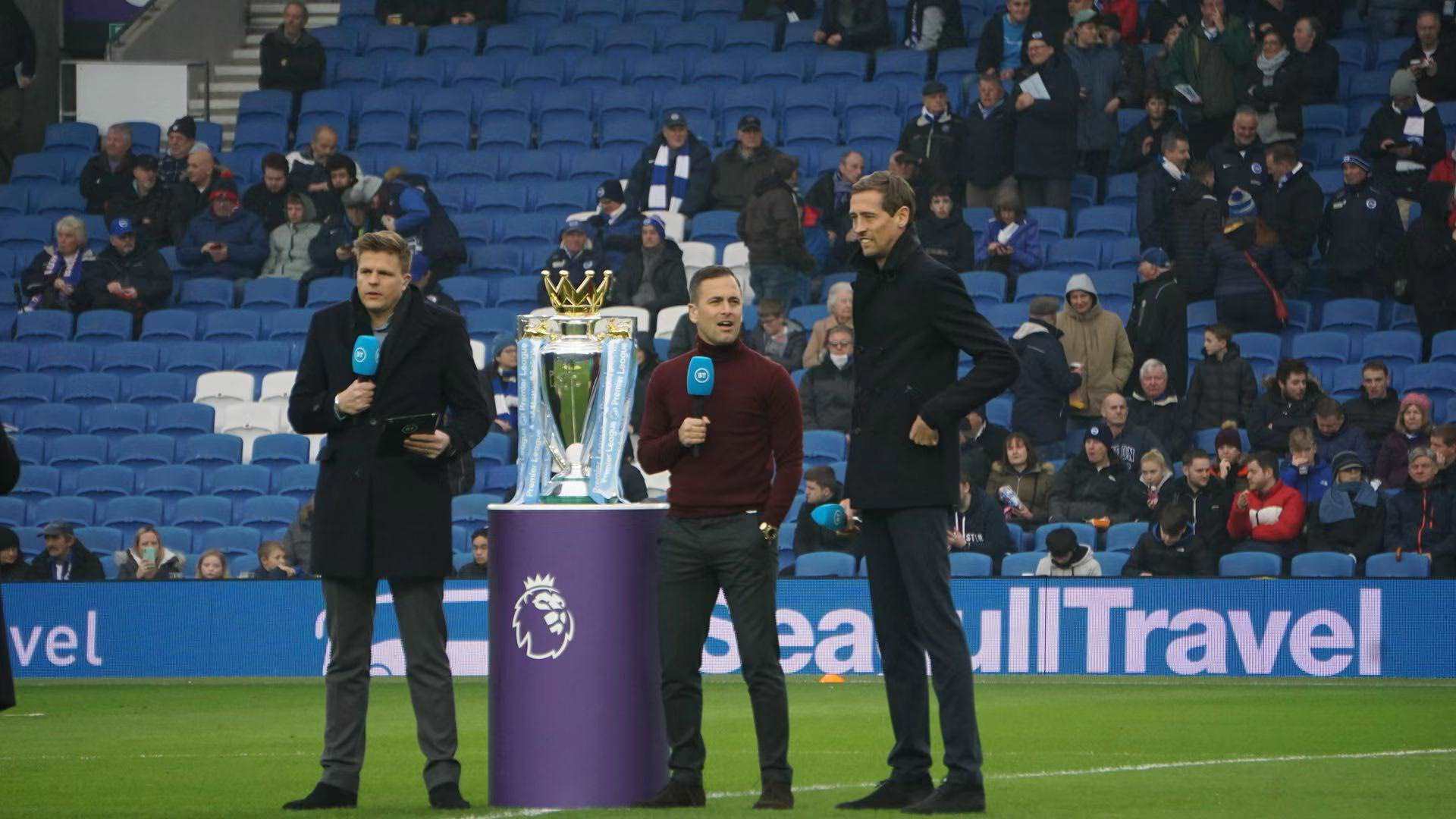 任何实质性 任何实质性